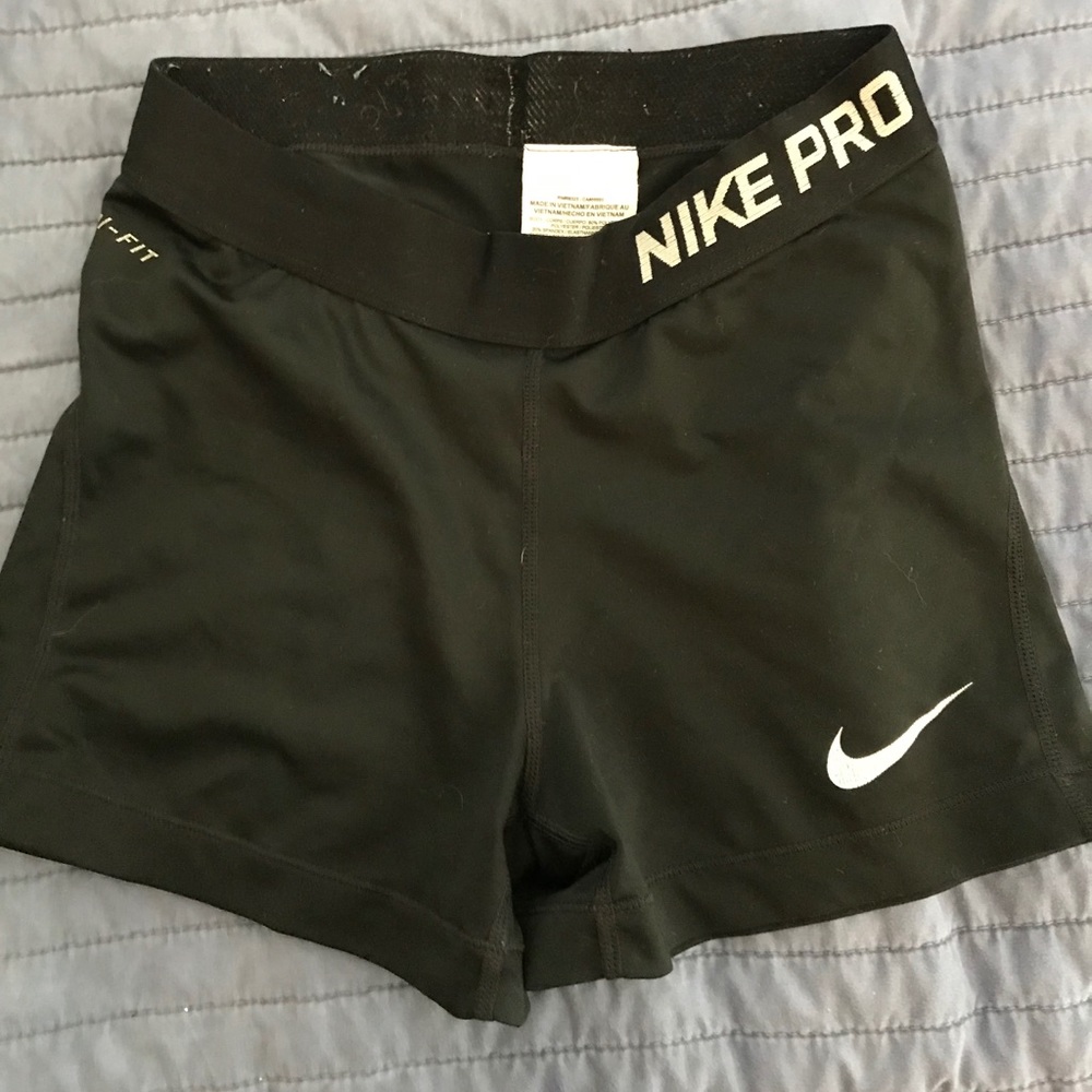 Black Nike Pro shorts